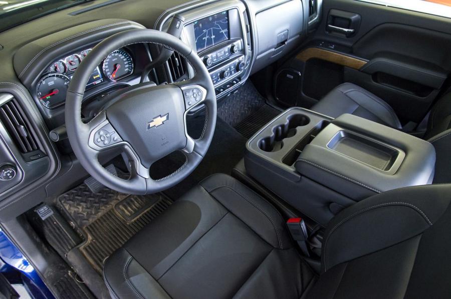  Chevrolet Silverado 2500 HD 2015 года  (фото 22 из 36)